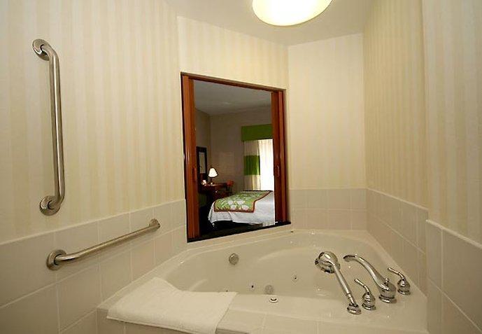 Fairfield Inn & Suites Wytheville Buitenkant foto